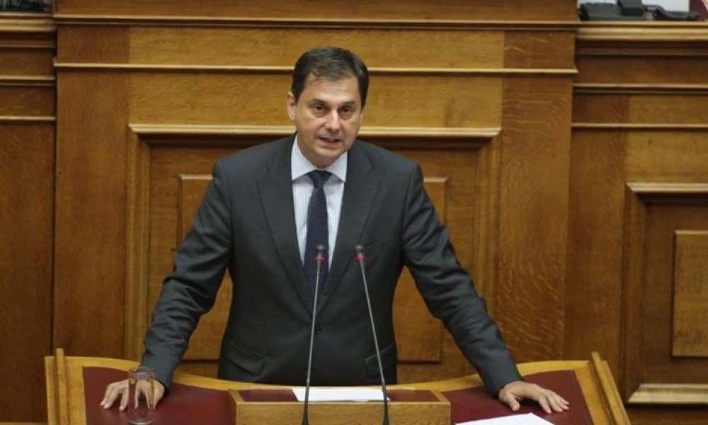 Θεοχάρης: Σήμερα ανοίγει πλατφόρμα για τις φορολογικές δηλώσεις – Την Πρωτομαγιά ξεκινούν τα τέλη κυκλοφορίας με τον μήνα